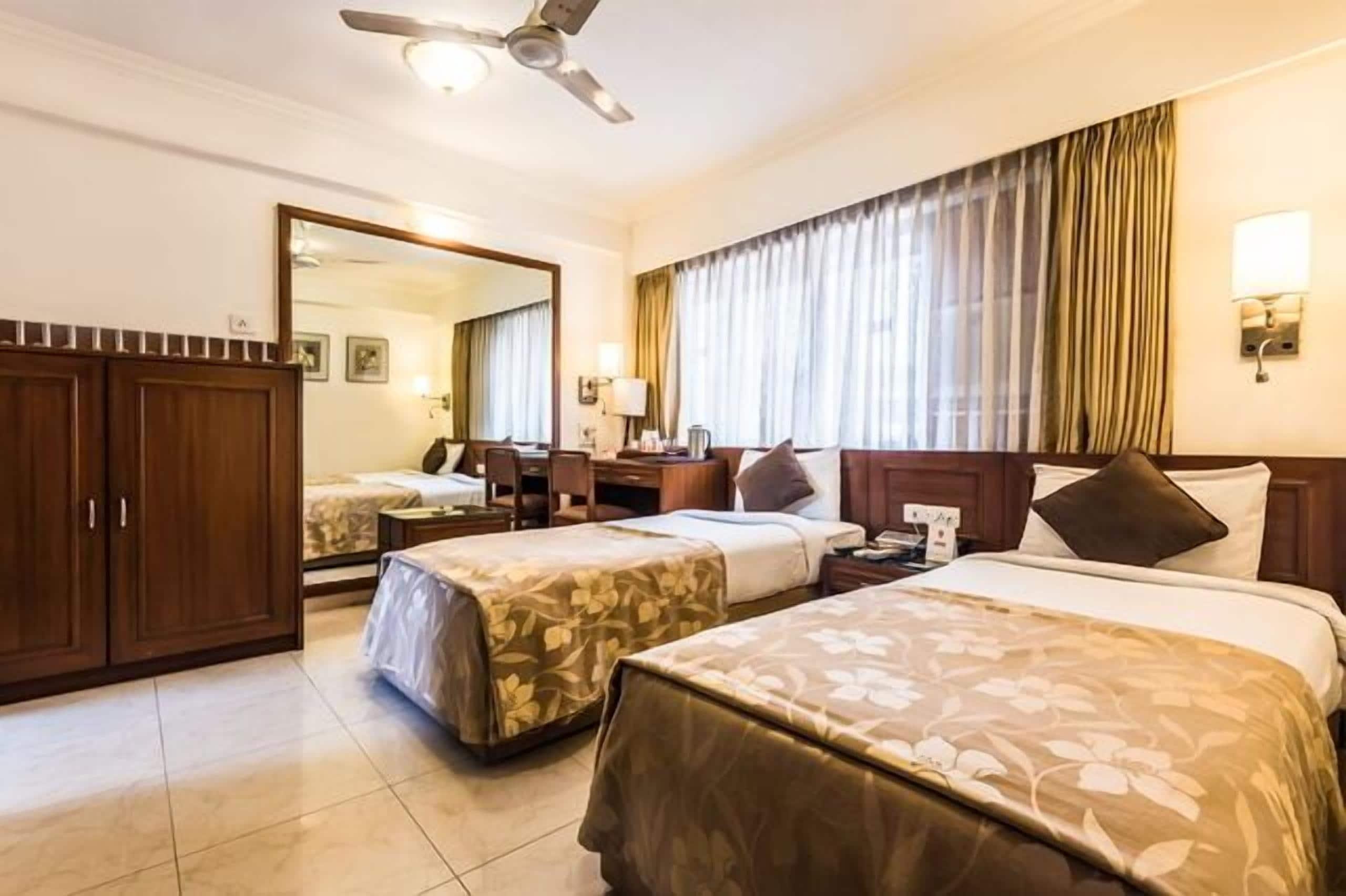 Royal Inn - Mumbai — Photos 2